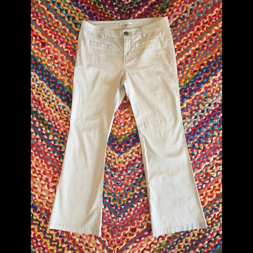 CAbi Farrah pant. Light khaki.  Size 8.  EUC!